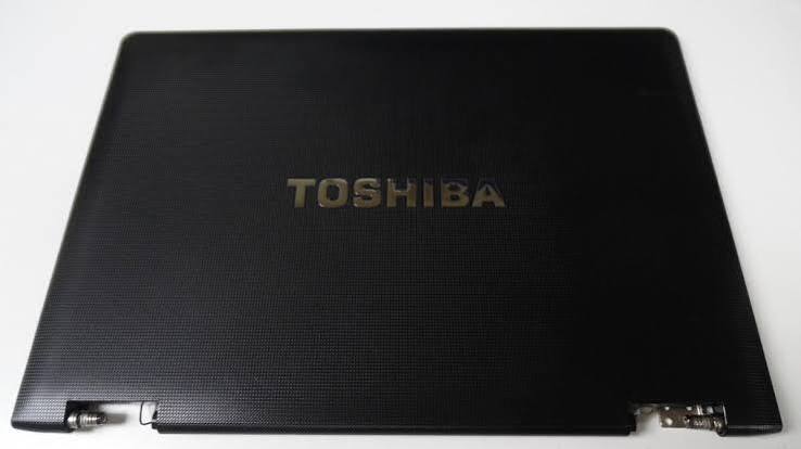 Toshiba Tecra MG Top Cover Housing Replacement