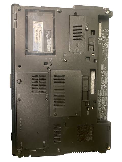 HP EliteBook 8540p Bottom Cover Replacement